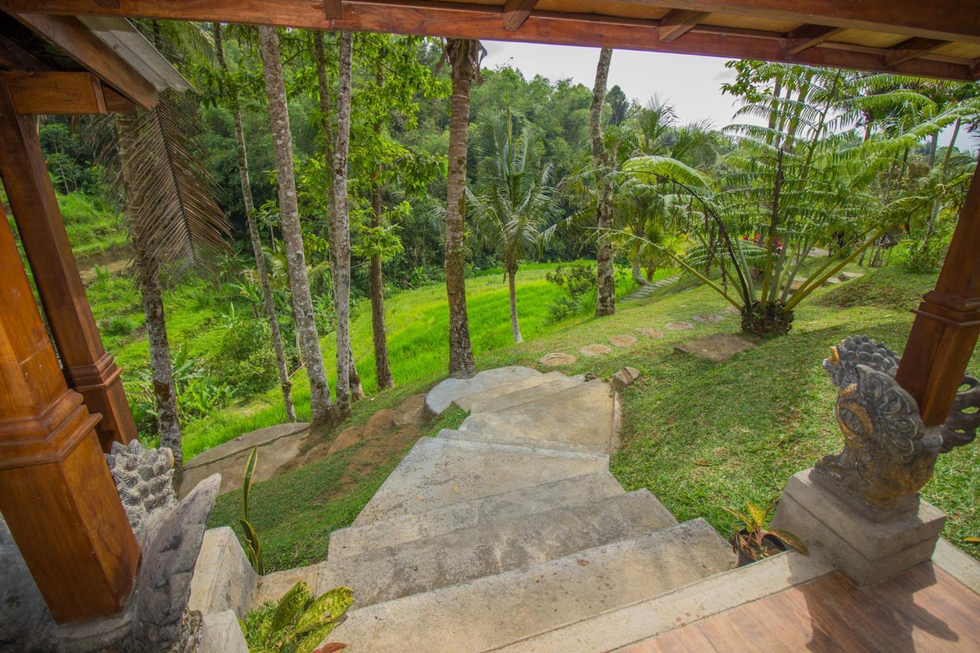 Pesona Bali Ecolodge By Agata 자띠루위 외부 사진